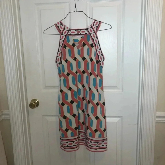 Crown and ivory dress -like new size small - Picture 3 of 3